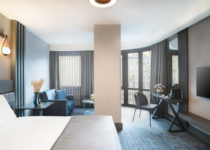 Arts Hotel Taksim