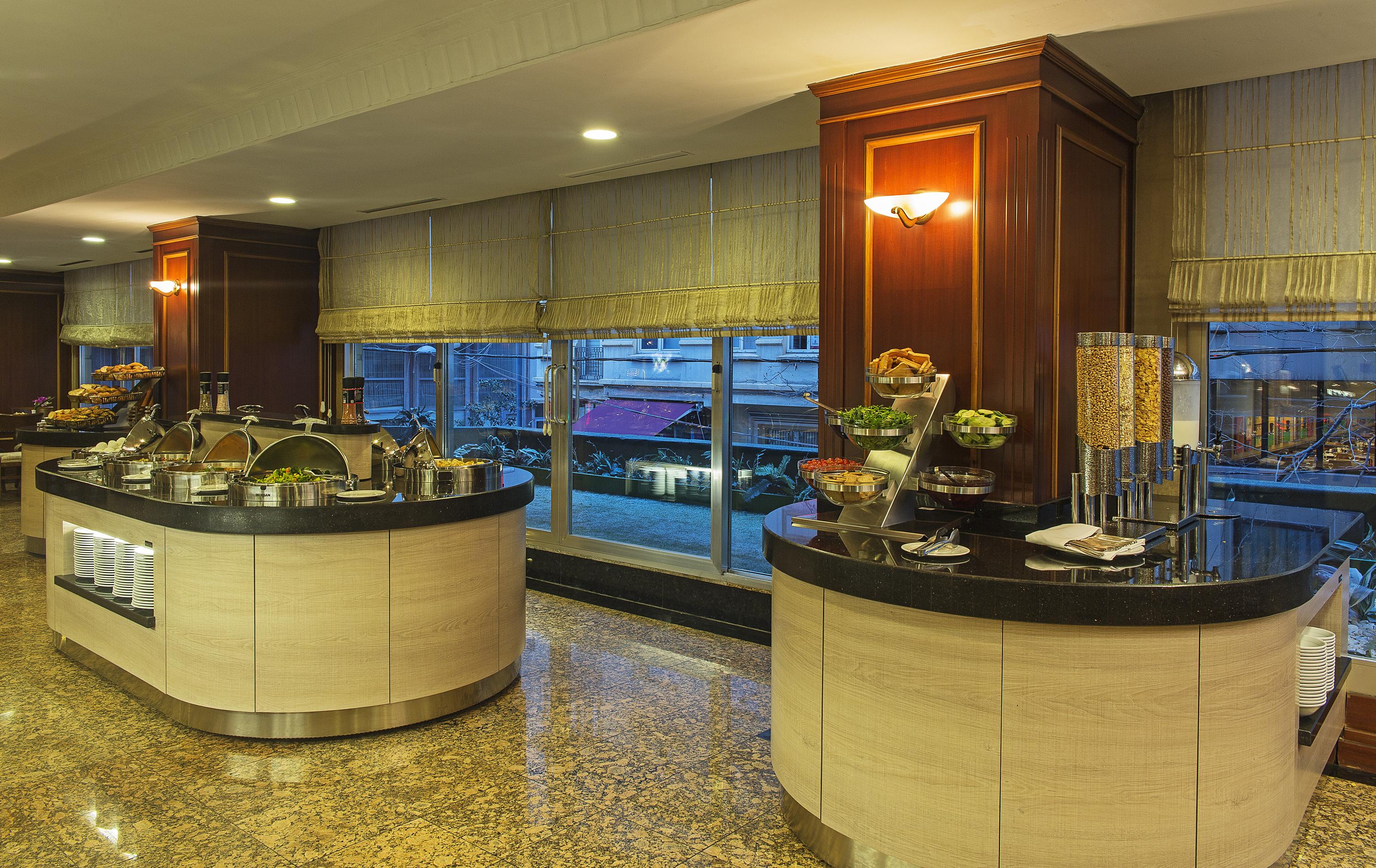 Готель Arts Taksim 4*